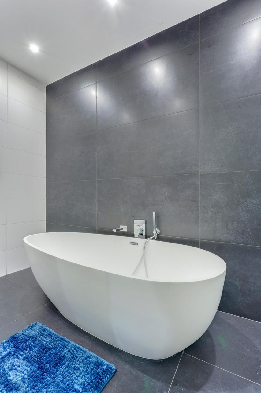 Luxury 3Br Apartment With Marina Views Gzira Zewnętrze zdjęcie